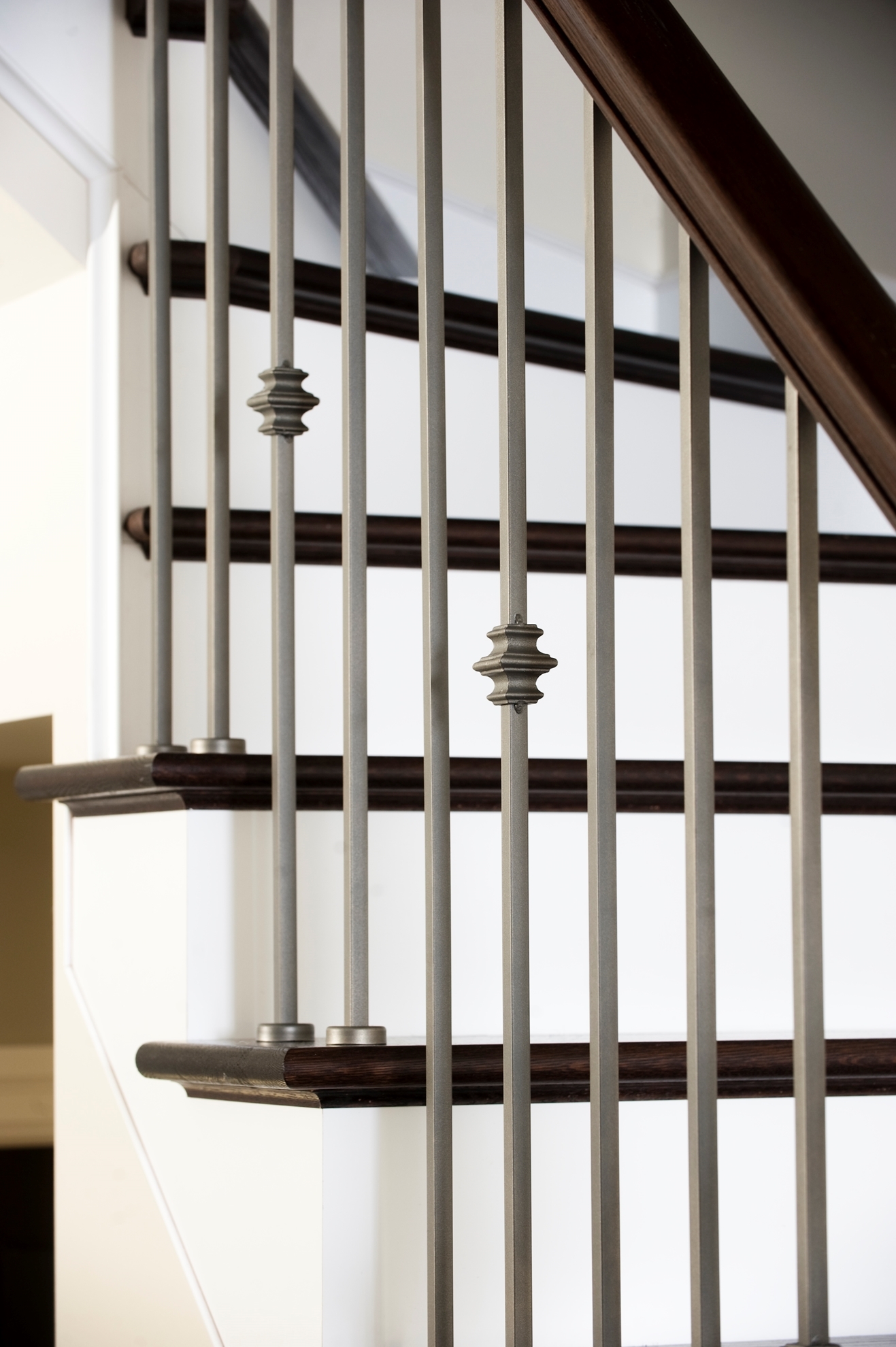 Picture of 10-Escalier barreaux de métal