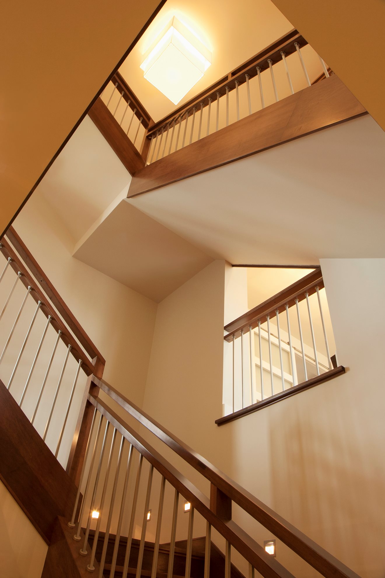 Escalier barreaux de métal